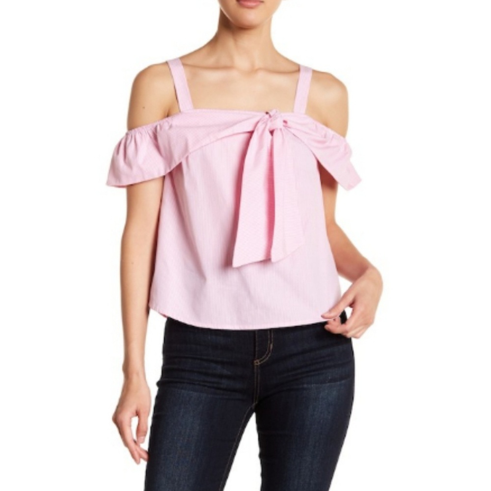 Cold Shoulder Bow Top
|
Pink/White Size L 